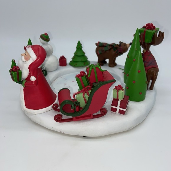 White Barn Large Christmas Ring Candle Holder Santa Snowman Deer Bear Presents‎ - Picture 6 of 11